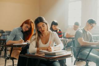 Bourses et aides pour les étudiants en arts et culture en France